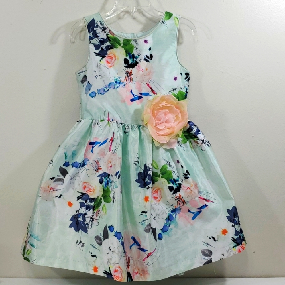 Pastoure by Pippa & Julie floral dress size 4